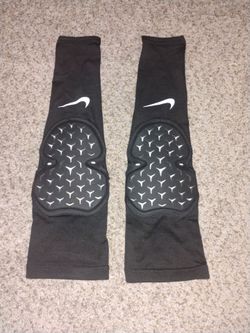 Nike football arm sleeves