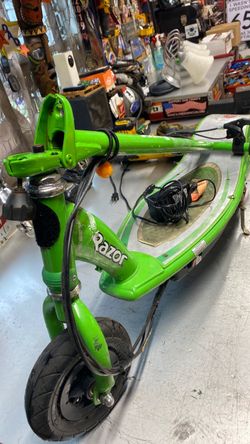 Razor scooter