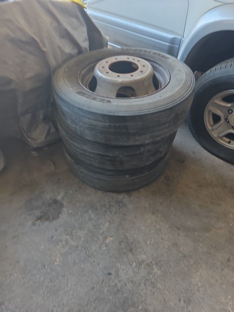 225- 70- 19.5  Tires And Wheels  10 Lug