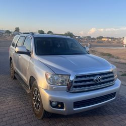 2013 Toyota Sequoia