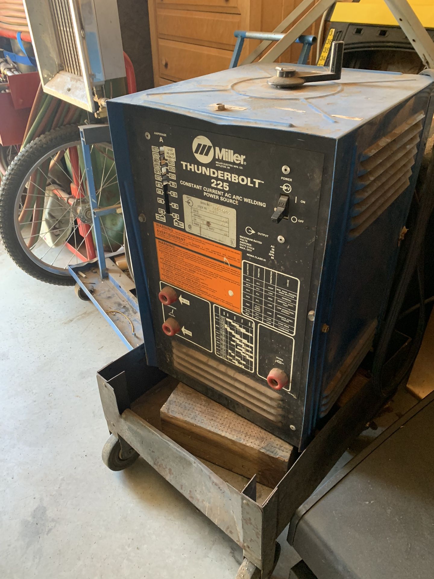 Miller thunderbolt 225 welder