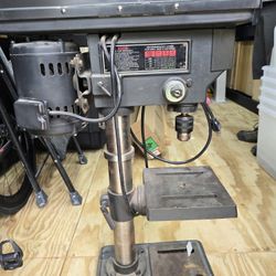 Craftsman 10in 4 Speed Drill Press