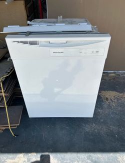 Dishwasher. Works perfect