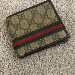 Authentic Men’s GUCCI Wallet