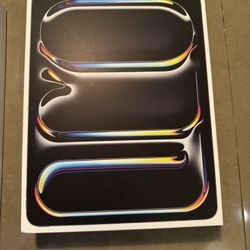 Brand New factory Sealed iPad Pro 13”(M4) 