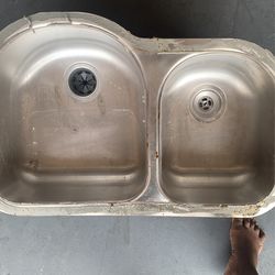 Stainless Steel Kitchen Sink