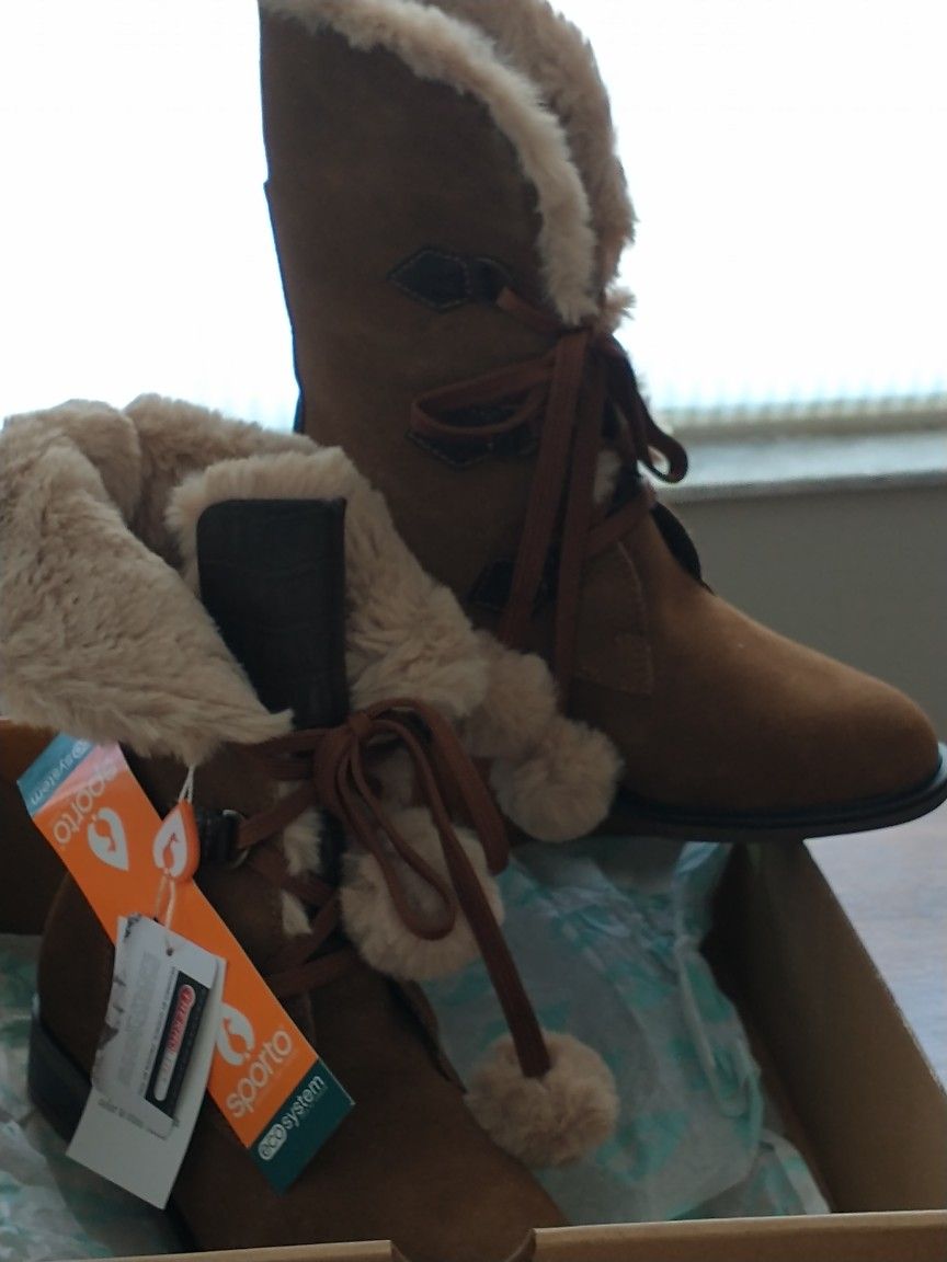 Sports Ecosystem Boots 