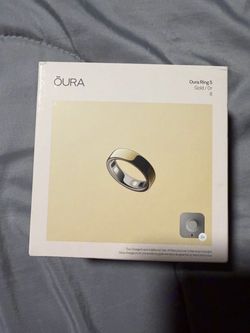 Oura Ring 5 Gold Size 8