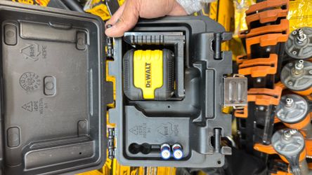 Dewalt crossline laser