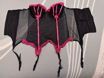 Victoria’s Secret Sexy Little Things Garter Corset