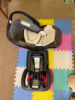 Graco infant car seat