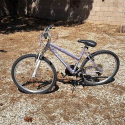 Roadmaster Granite Peak 21-Speed Mountain Bike with 26” wheels 