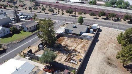 Se Vende Terreno En Glendale!!