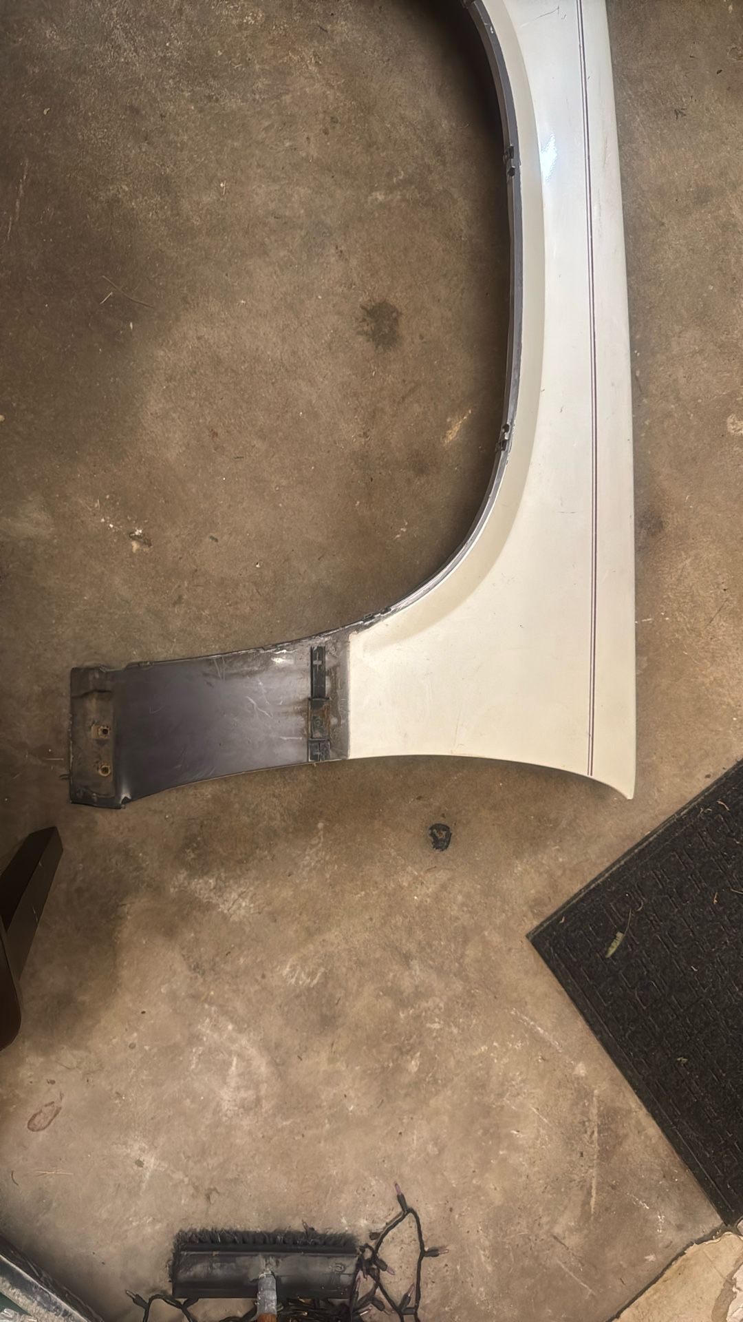 Left Frond Fender Cadillac 88/92