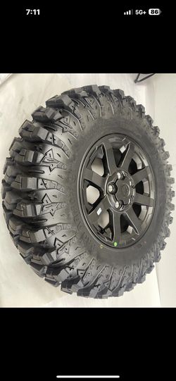 1-POLARIS XPEDITION WHEEL AND TIRE,30x10x15 Or 30x10x15  