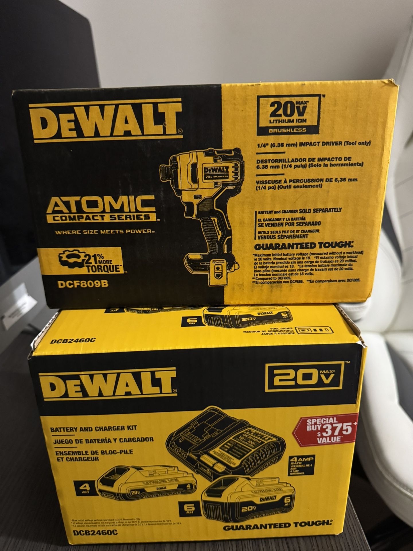 DEWALT 20V Max Cordless Compact Driver + 2 Batteries (6Ah & 4Ah) w/ Charger