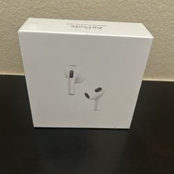 Apple AirPods Gen 3 With ( Lightning Charging )