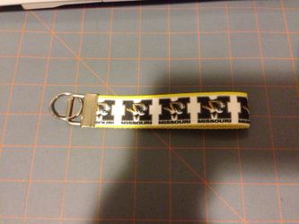 Key chain wristlet