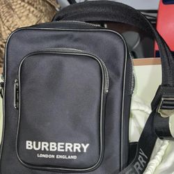 Burberry Pochette for Sale in Houston, TX - OfferUp