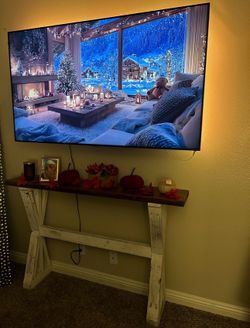 Realistic wood table