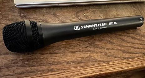 Sennheiser MD46 microphone