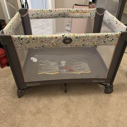 Baby Play Pen