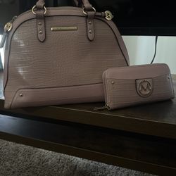 Mia K