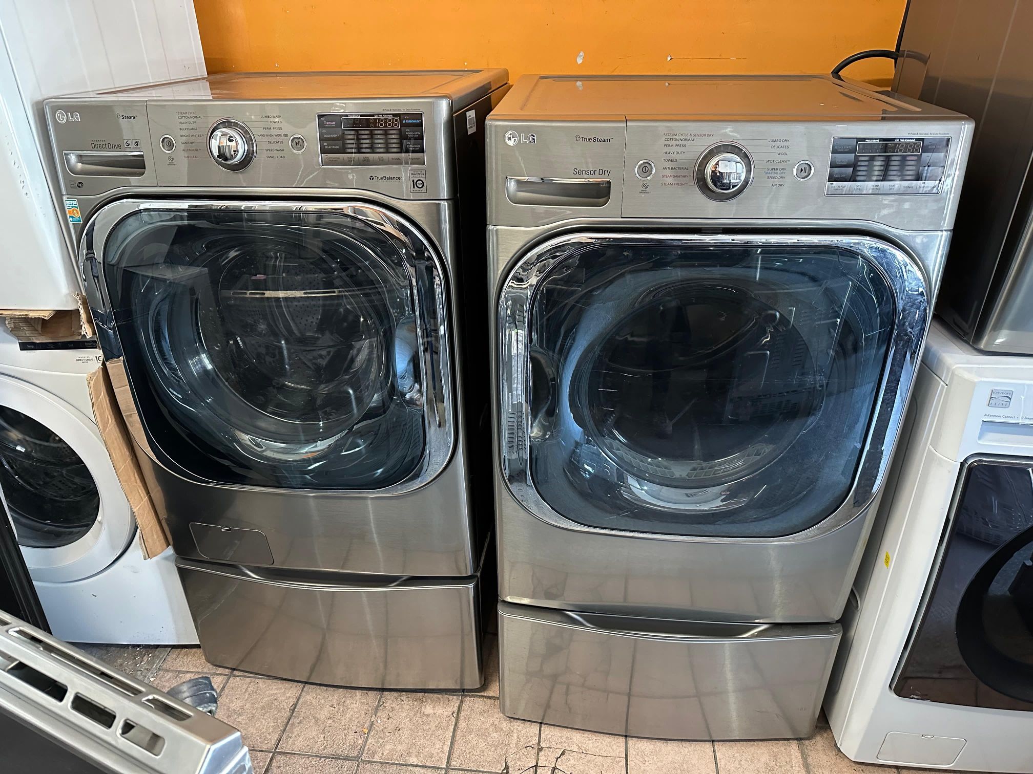 LG electric washer dryer