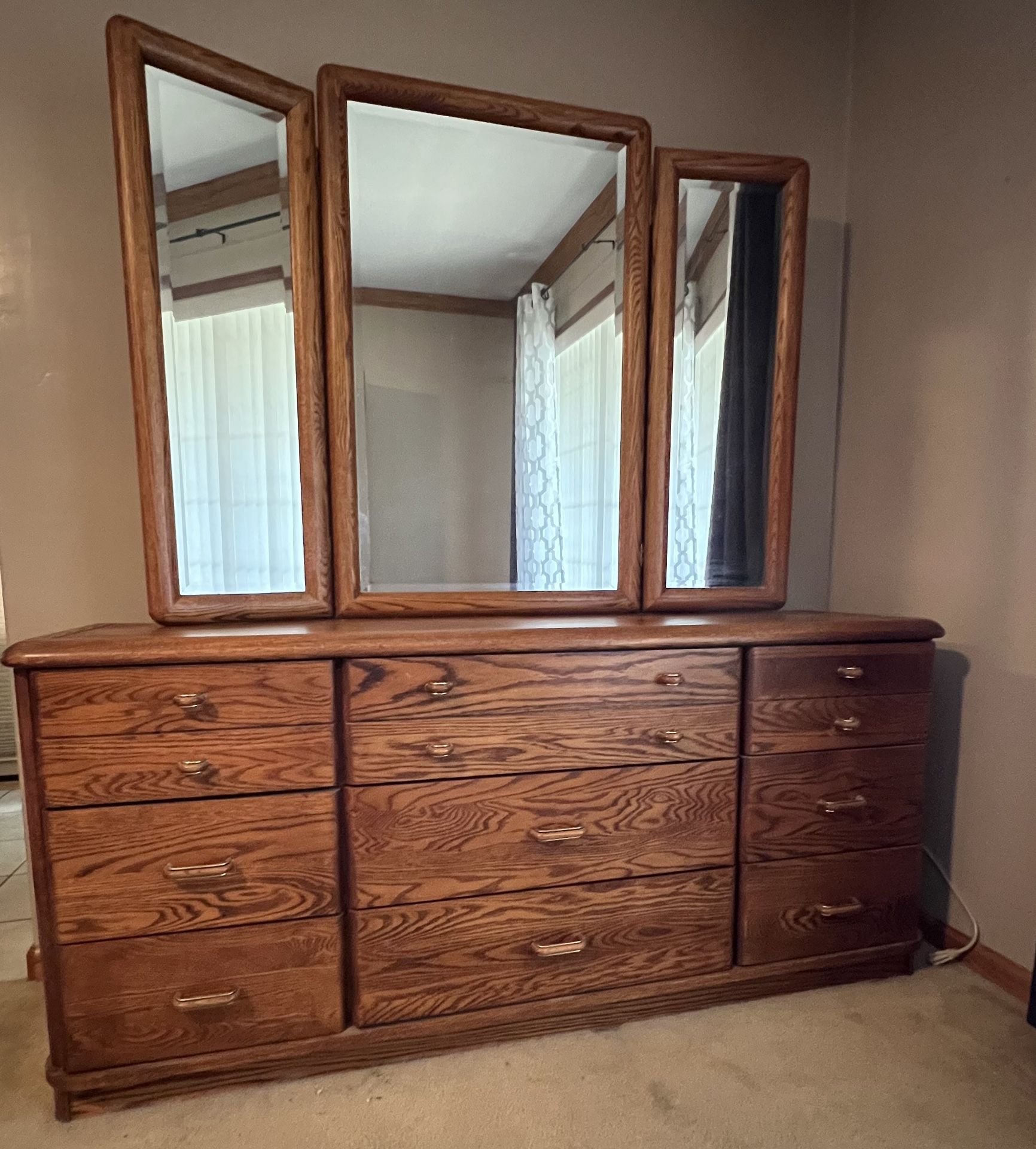 Oak Dresser With Mirror 