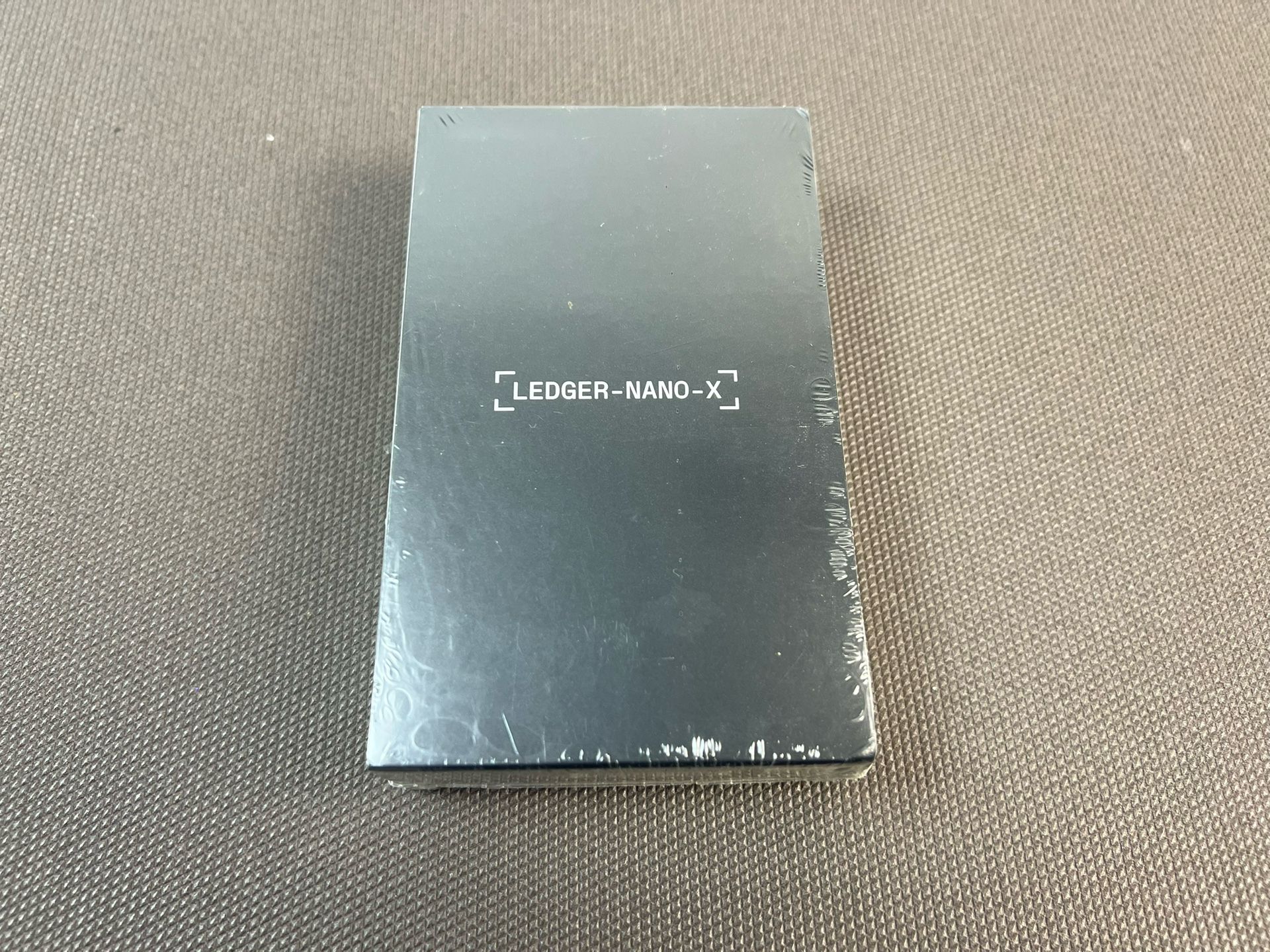 Ledger Nano X Crypto Hardware Wallet Brand New & Sealed Fast Shipping