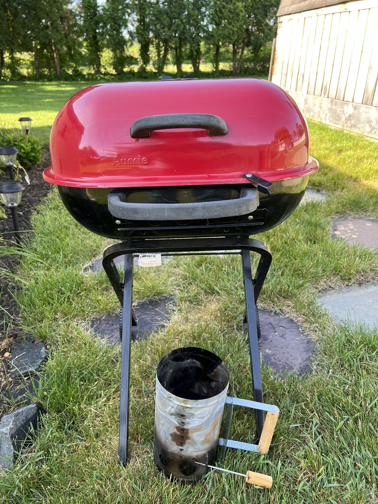 Ausie Charcoal Grill for Sale in Freehold, NJ OfferUp