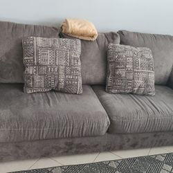 Like New Sofa Bed With Pillows