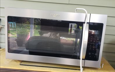 Whirlpool Microwave – Works Great