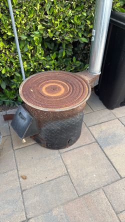 Outdoor cooking set