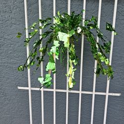 Seasonal Cascading Home Decor 🏡 Accent/Lays Flat For Easy Storage 