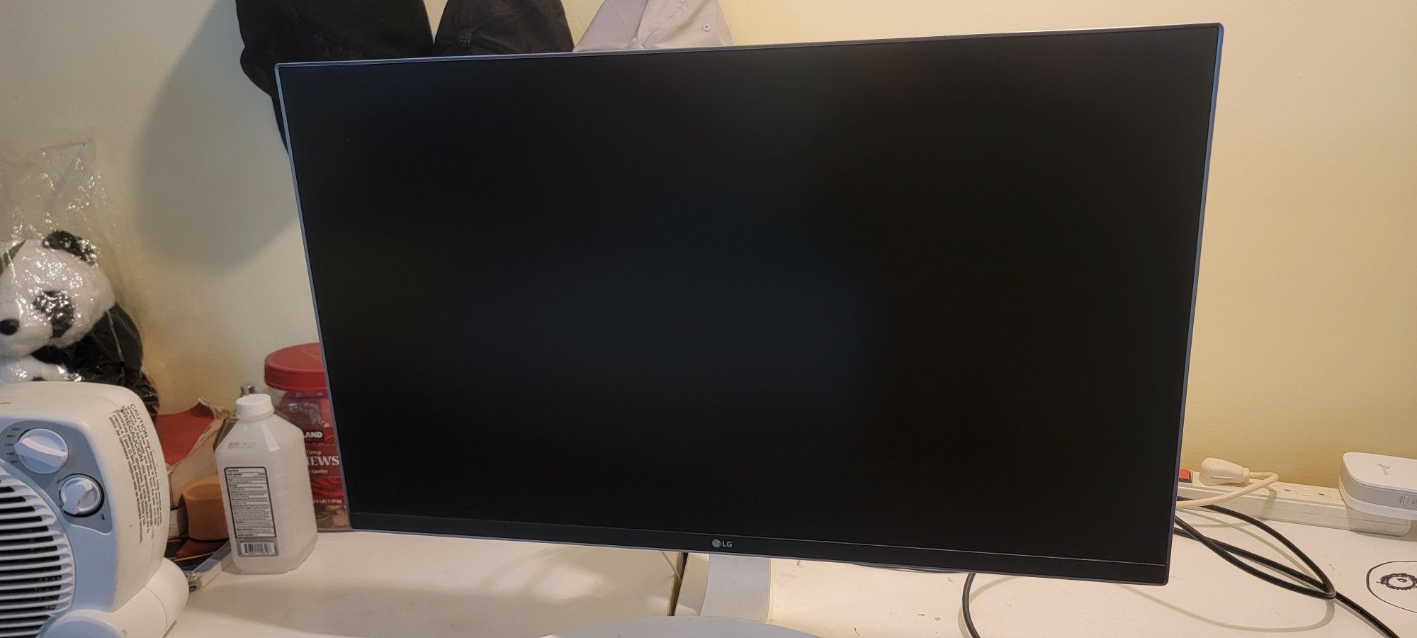 Monitor New OLG