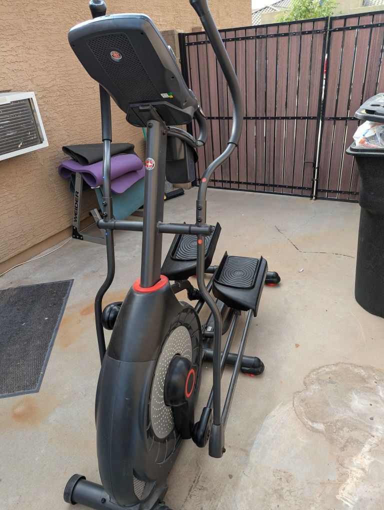 Schwinn 430 Elliptical