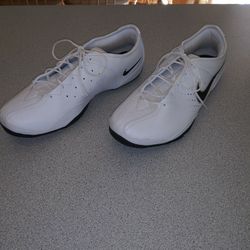 Nike Air Cross Training Athletic Running Lace Up Men's Shoes.