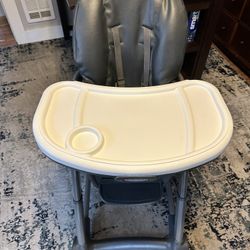 Graco 6in One  High Chair