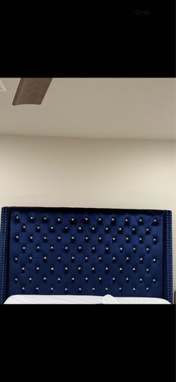 Royal blue tufted diamond head board