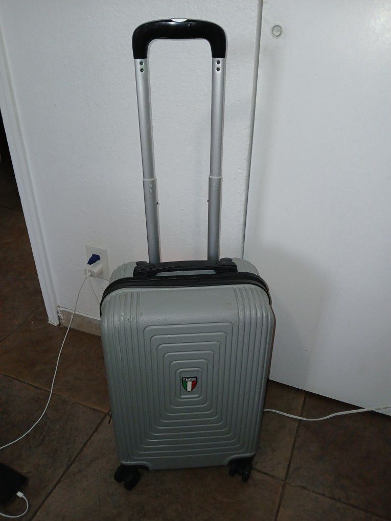 Tucci Desegno Travel Suitcase 