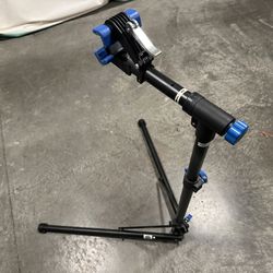 Black and Blue Bikestand
