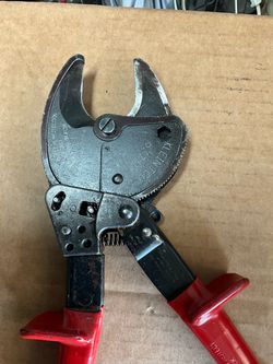 Klein tools.     63711 Wire Cable Cutter