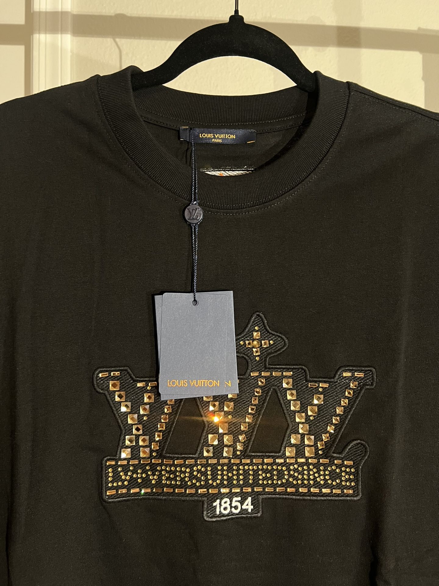 Louis Vuitton T-Shirt Size XL