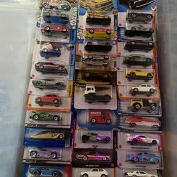 Lot Of 167 Hotwheels 
