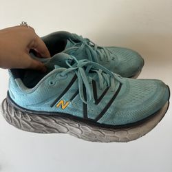 ***PENDING Size 10.5 Men's Nike Shoes 