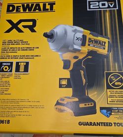 NEW DEWALT XR HEAVY DUTY WRENCH DRILL
