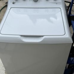 GE Top Loader Washer In Great Condition 
