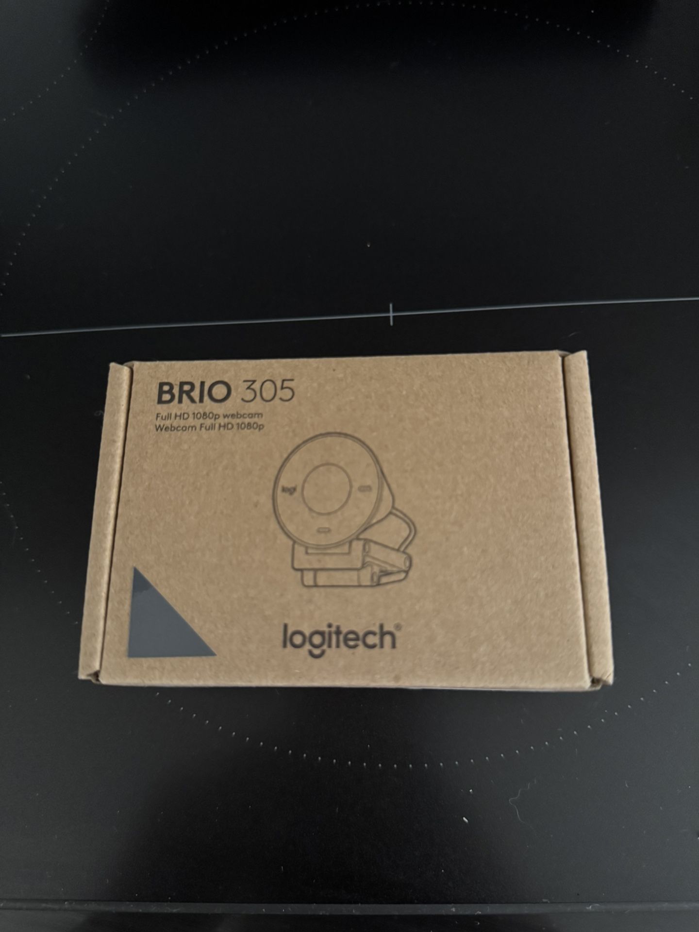 Logitech Brio 301 Full HD Webcam with Privacy Shutter, Noise Reduction Microphone, USB-C, certified for Zoom, Microsoft Teams, Google Meet, Auto Light