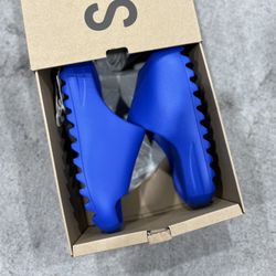 Adidas Yeezy Azure Slide